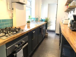 The Avenue Townhouse - Leicester - 6
