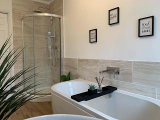 The Avenue Townhouse - 2