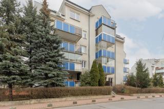 Family Apartment Bogatyńska Bemowo by Noclegi Renters - 4