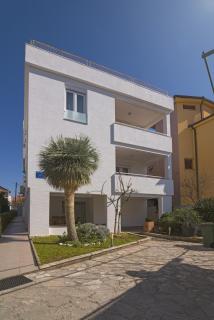 Apartments Villa Šeni - Pirovac - 0