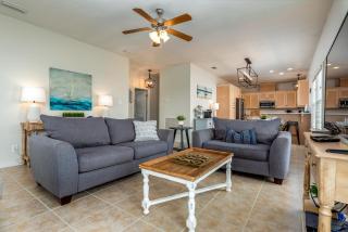 Island Sun - First Row Beach House! Fun and games galore - including a private volleyball pit! home - Dauphin Island - 8
