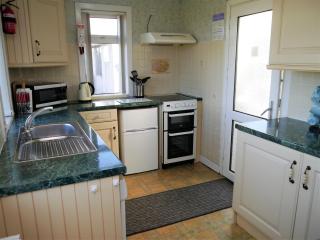 Woodhall Cottage - 6