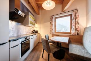 Hotel Garni Feuerstein - Sankt Anton am Arlberg - 8