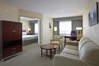 Comfort Suites - London - 5