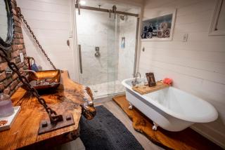 The Hobbit House, Fantasy comes Home! - Russellville - 8