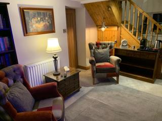 Broombush B & B & Yr Nyth Shepherds Hut - Aberhafesp - 5