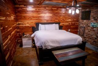 The Hobbit House, Fantasy comes Home! - Russellville - 1