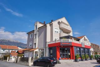 Apartments Lovric with sea view - Kaštela - 6