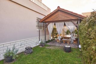 Apartments Lovric with sea view - Kaštela - 3