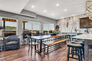 Give Us This Day Chalet - Hollister - 7