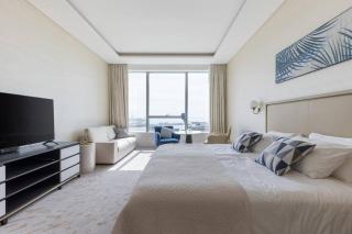 Palm Tower St. Regis Amazing view high-end Studio - Dubai - 2