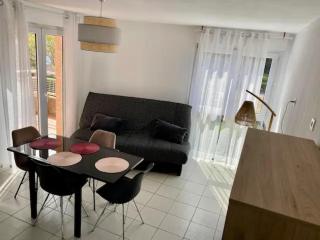 PIERRES DE JADE Appartement avec terrasse en residence avec piscine - parking Wifi - Saint-Cyprien - 8