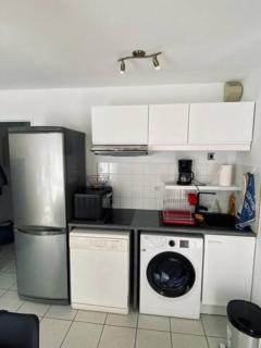 PIERRES DE JADE Appartement avec terrasse en residence avec piscine - parking Wifi - Saint-Cyprien - 5