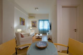 Nice 1BD apartment close to metro station Ampelokipoi - 2