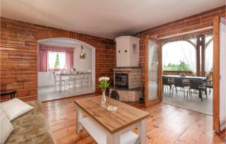 Awesome Home In Dragovanscak With Sauna - 9