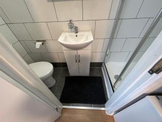 Kensal Lodge 2 Guest House - 4