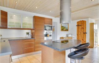 5 Bedroom Nice Home In Hadsund - 4