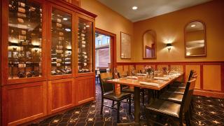 Best Western Plus Windjammer Inn & Conference Center - 7