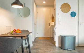 Beach Front Apartment - 9