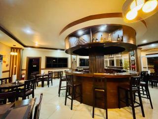 Drake Hotel Angeles City - Angeles - 5