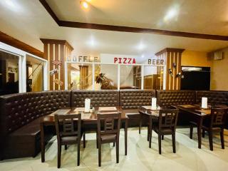 Drake Hotel Angeles City - Angeles - 3