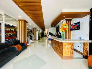 Drake Hotel Angeles City - Angeles - 1