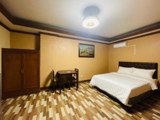 Drake Hotel Angeles City - Angeles - 9