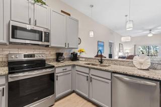 3bd Condo with Waterview's, 1700sq ft, 8 min to Disney - 7