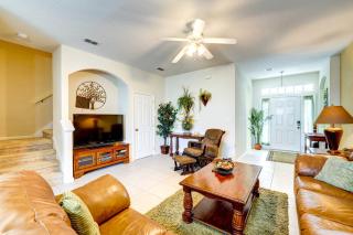 Resort Getaway with Florida Room 14 Mi to Disney! - 7