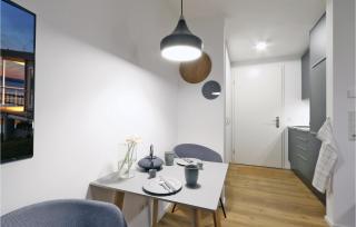 Beach Front Apartment - 6