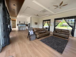 TANJUNG GROVE VILLAS - - 4