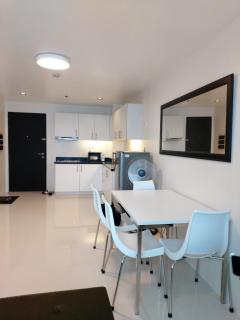 Condo Studio Luxe in Princeton Residences - Manila - 8