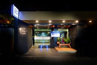 De Lux Bangkok Hotel - 3