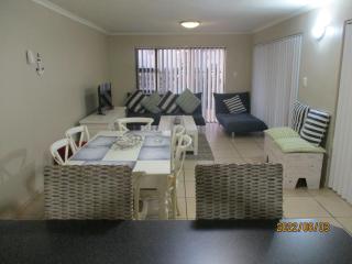 Dream Catcher Mykonos Beach House - Langebaan - 8