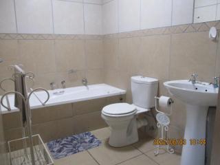 Dream Catcher Mykonos Beach House - Langebaan - 2