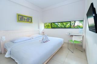 J Hotel Kuta - Kuta - 9