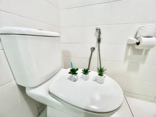 J Cozy 1-5pax Trefoil Setia Alam 100Mps Wifi & TV - 5