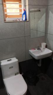 CRS RED & WHITE HOMESTAY - 6