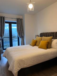 2 Bed Gated Apartment Westport 15 The Anchorage The Quay F28 V342 - Westport - 2