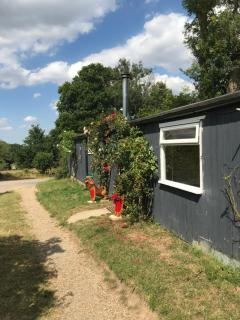 Adorable Hideaway with log fire and incredible views - Robertsbridge - 9