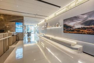 Atour Hotel Shanghai Center Lujiazui - 1