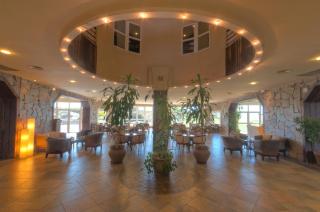 Marcin Hotel - Carilo - 2