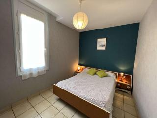 T4 Centre-Ville, 8 Pers, Terrasse, Parking, à 200m Plage/Commerces - FR-1-701-49 - Valras-Plage - 1