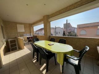 T4 Centre-Ville, 8 Pers, Terrasse, Parking, à 200m Plage/Commerces - FR-1-701-49 - Valras-Plage - 0