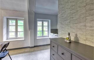 Cozy Apartment In Saint-Germain-La-Prade - Saint-Germain-Laprade - 4