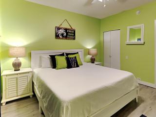 Beach Colony Towers #13C - 4