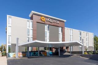 La Quinta Inn & Suites by Wyndham Tulsa Downtown - Route 66 - Tulsa - 9