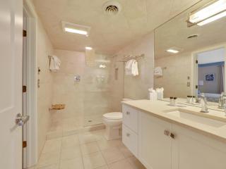 106 Edgewater Inn - Charlevoix - 2