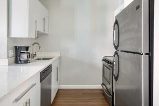 DorchesterMilton 1BR next to Milton T stop BOS-472 - 7