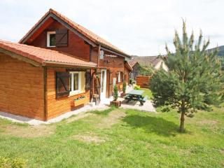 Chalet en bois avec jardin, proche ski et randonnée, équipé pour 8 pers. à Vagney, Vosges - FR-1-589-283 - 0